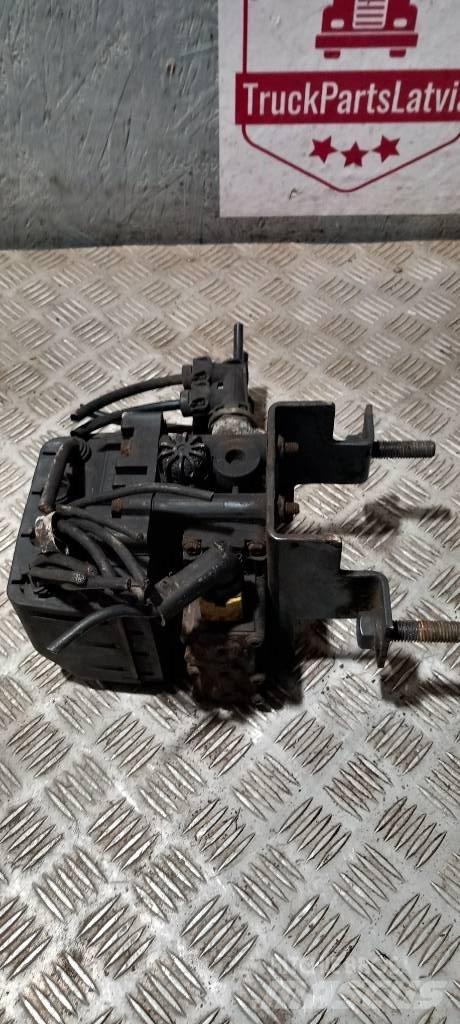 Scania R440  1889795 Frenler