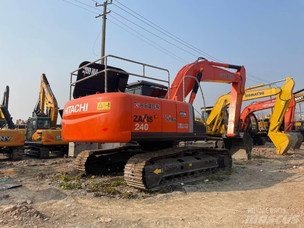 Hitachi ZX 240 Paletli ekskavatörler