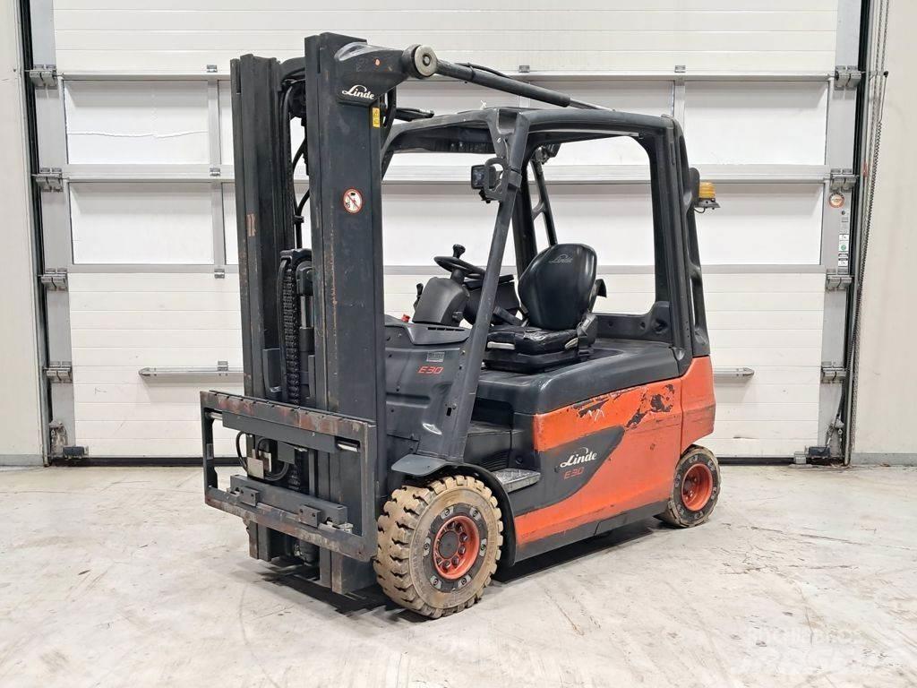Linde E30L-01 Elektrikli forkliftler