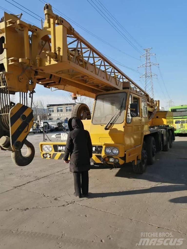 Tadano TL 300 E Arazi Tipi Vinçler (RT)