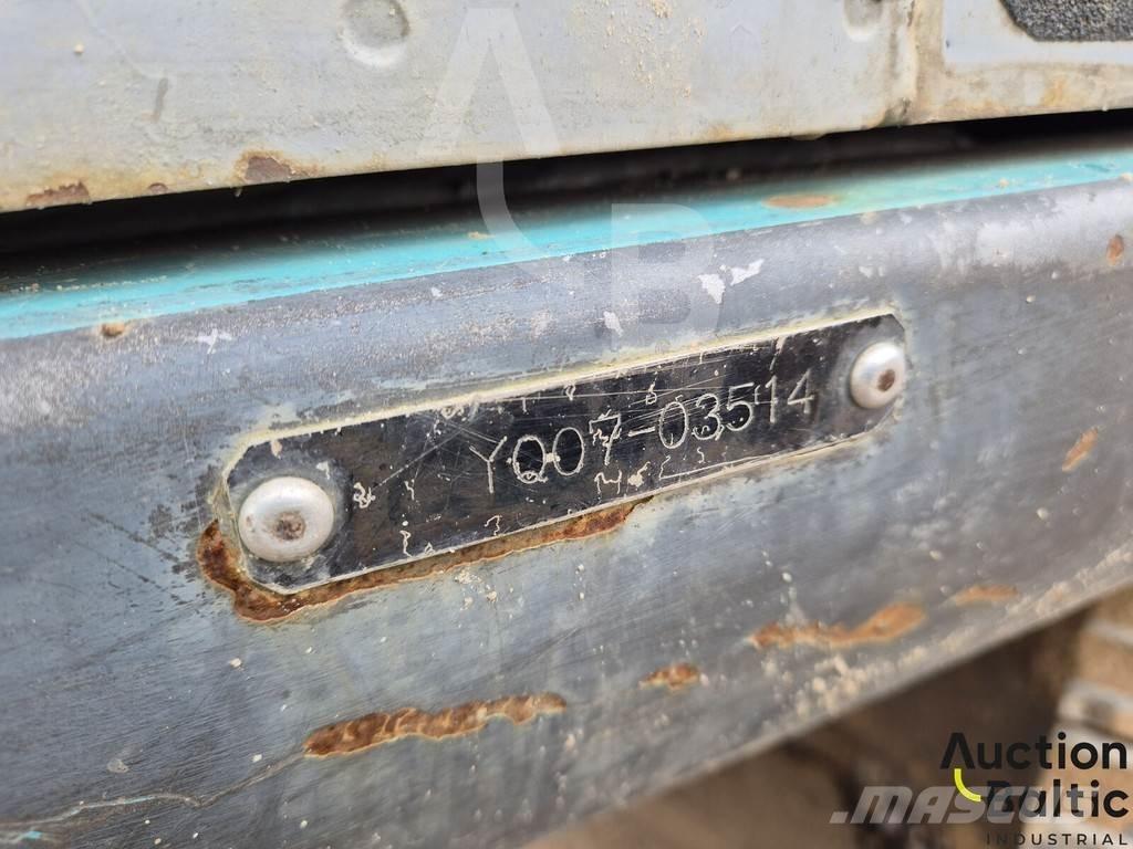Kobelco SK 250 LC Paletli ekskavatörler