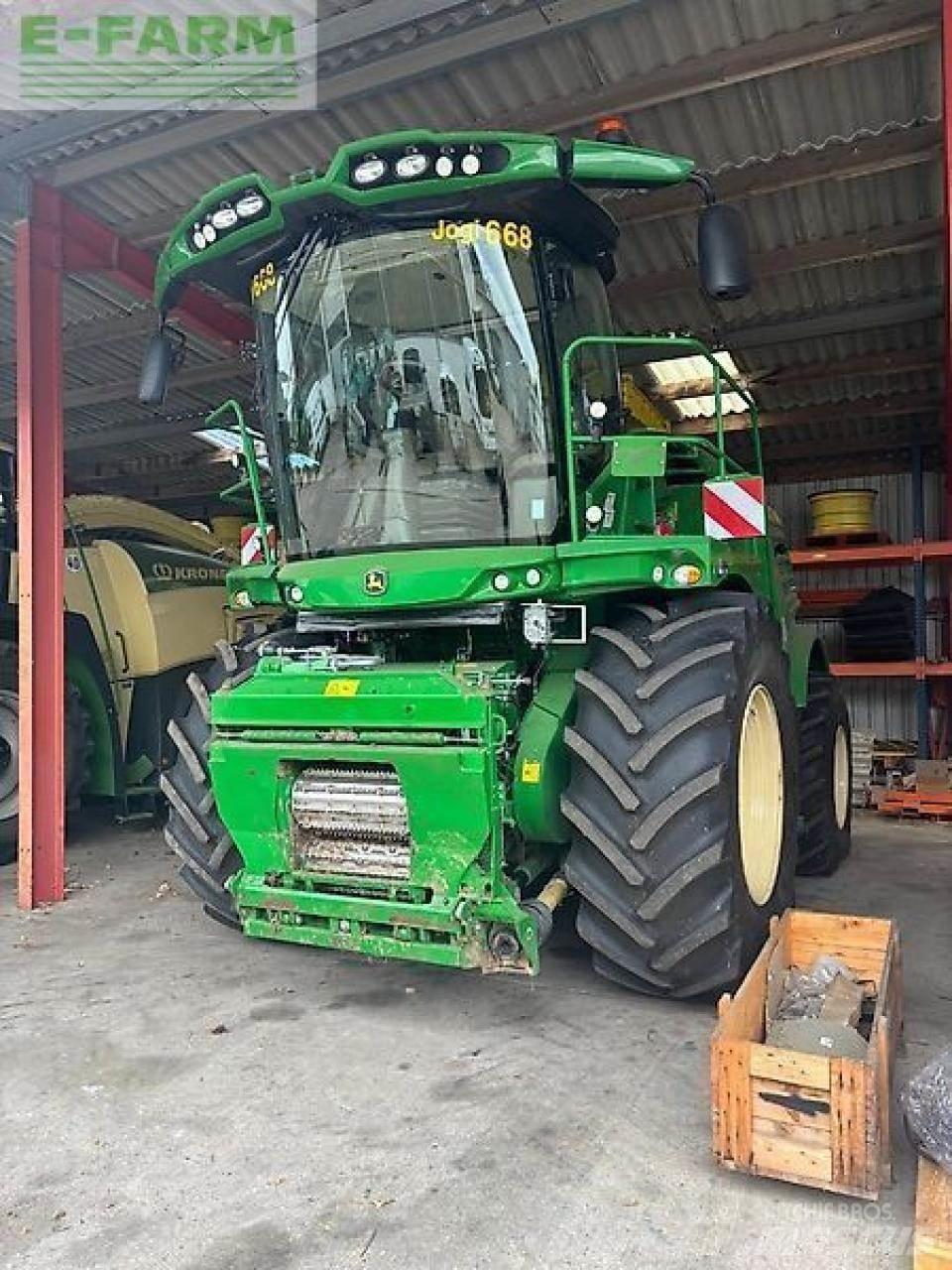 John Deere 8600 Kendi yürür silaj makinalari