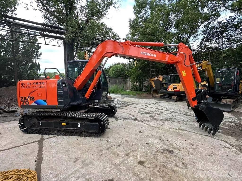 Hitachi 70 Paletli ekskavatörler