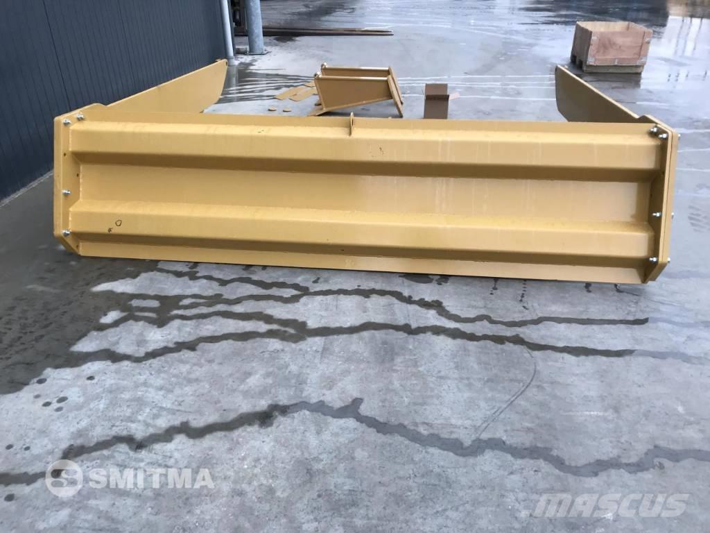 Volvo A25E Arka kapaklar