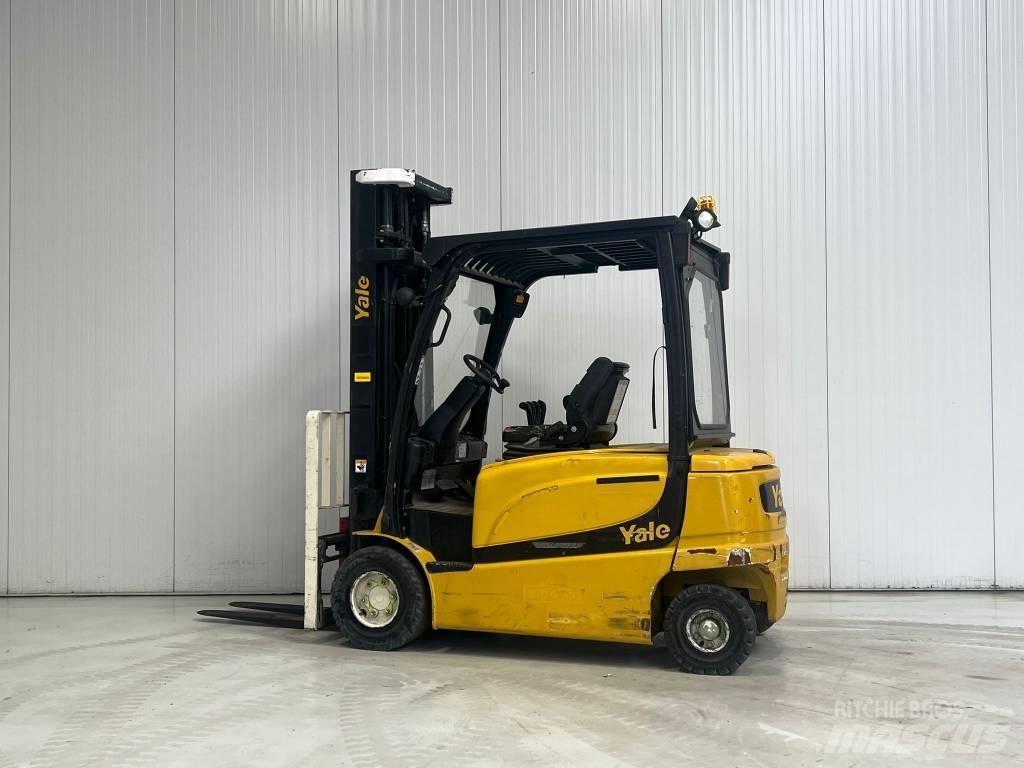 Yale ERP30VL Elektrikli forkliftler