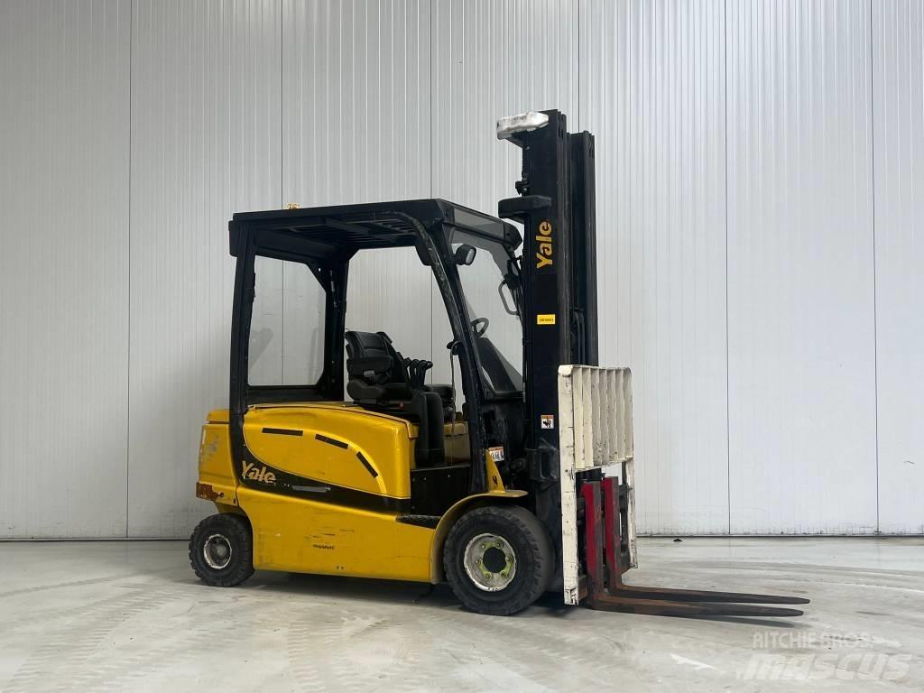 Yale ERP30VL Elektrikli forkliftler