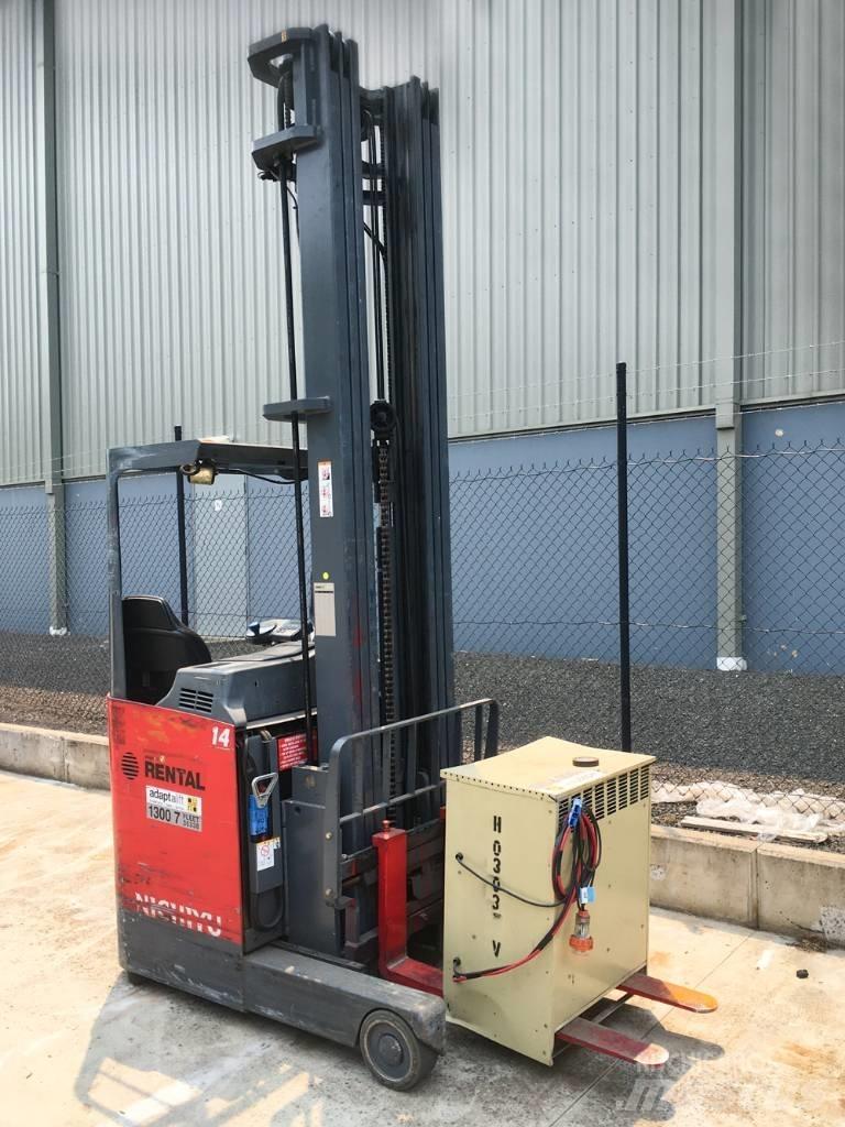 Nichiyu FBRF14 Reach truck - depo içi istif araçları