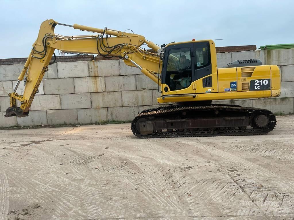 Komatsu PC 210 Paletli ekskavatörler