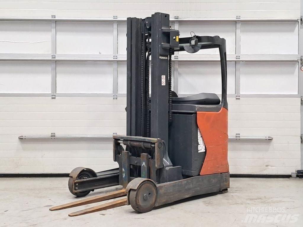 Linde R20-01 Reach truck - depo içi istif araçları