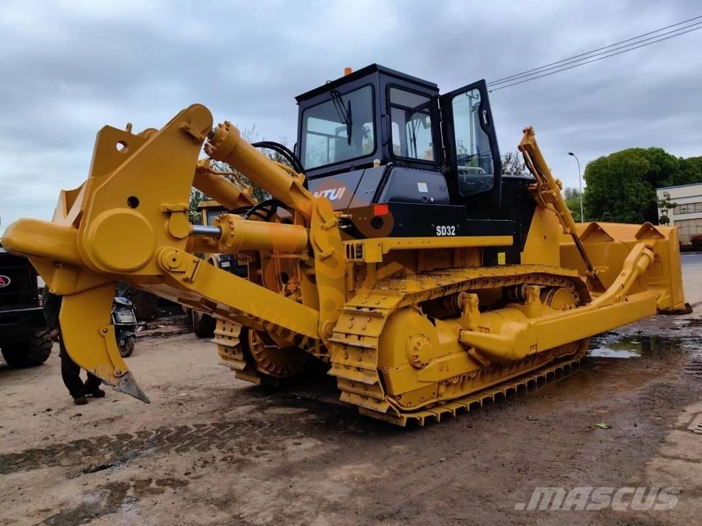 Shantui SD 32 Paletli dozerler