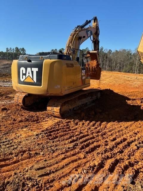 CAT 320F Paletli ekskavatörler