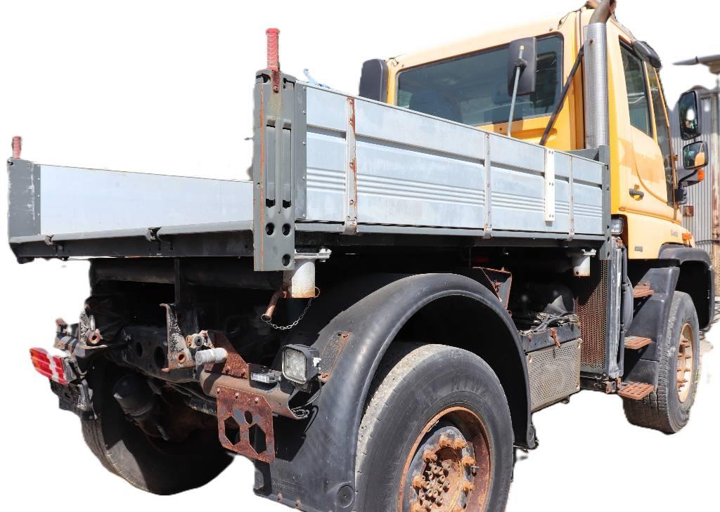 Unimog U400 Flatbed kamyonlar