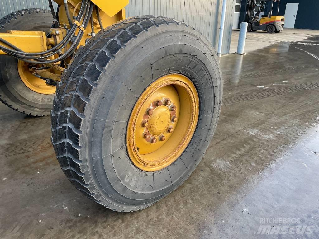 CAT 160M (140) Greyderler