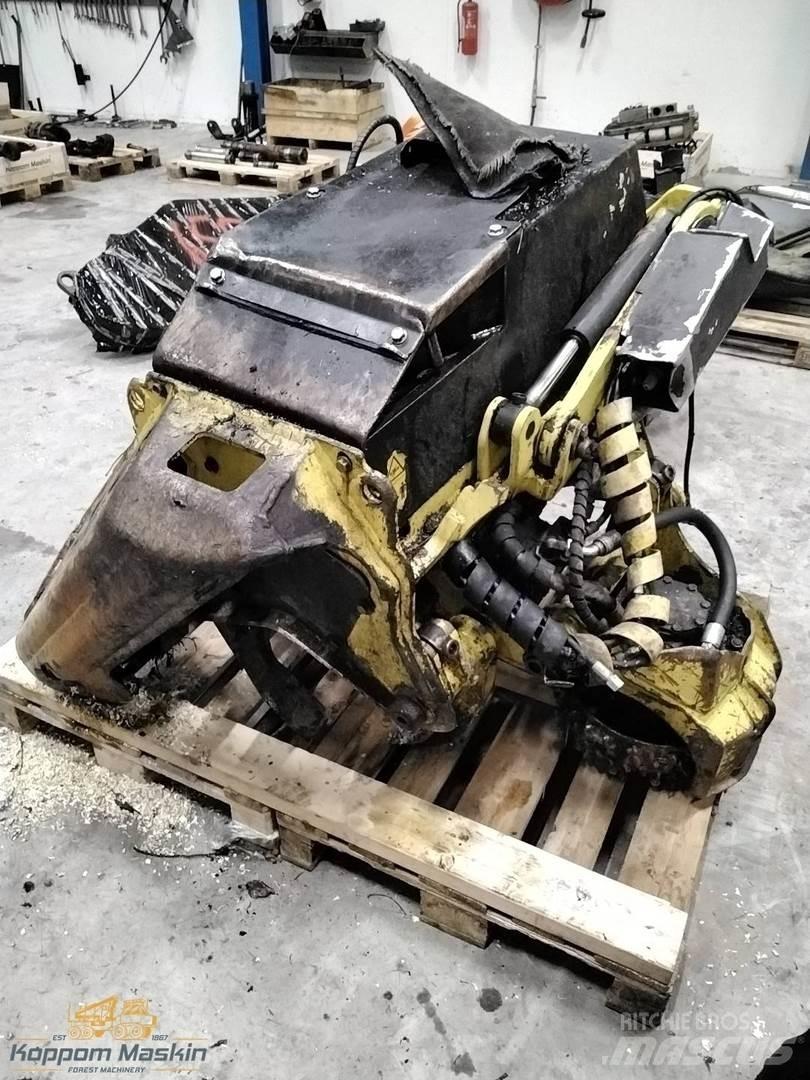 John Deere H414 Agaç kesme robotlari
