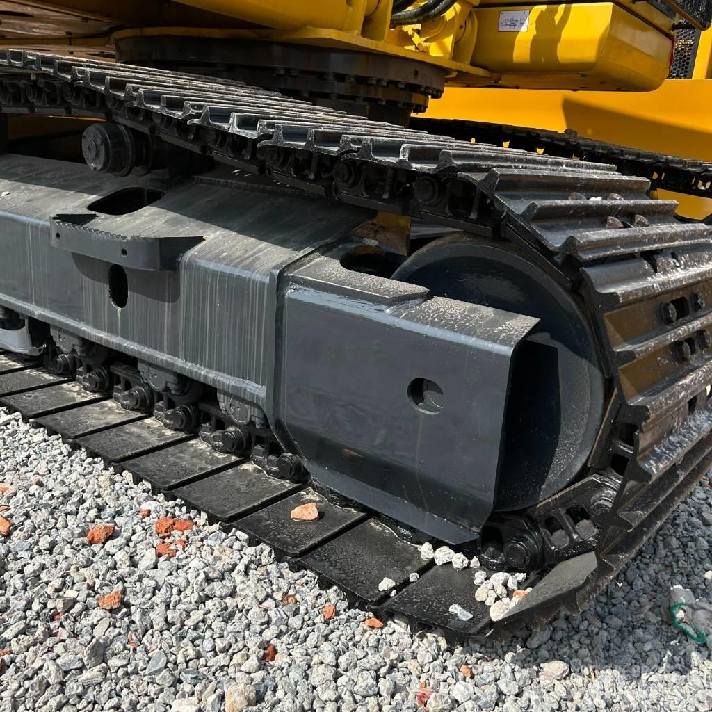 Komatsu 200-8 Paletli ekskavatörler