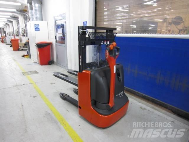 Linde L 10 Yaya kumandali istif makinasi