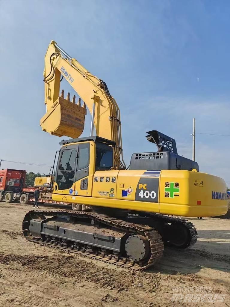Komatsu 400-8R Paletli ekskavatörler