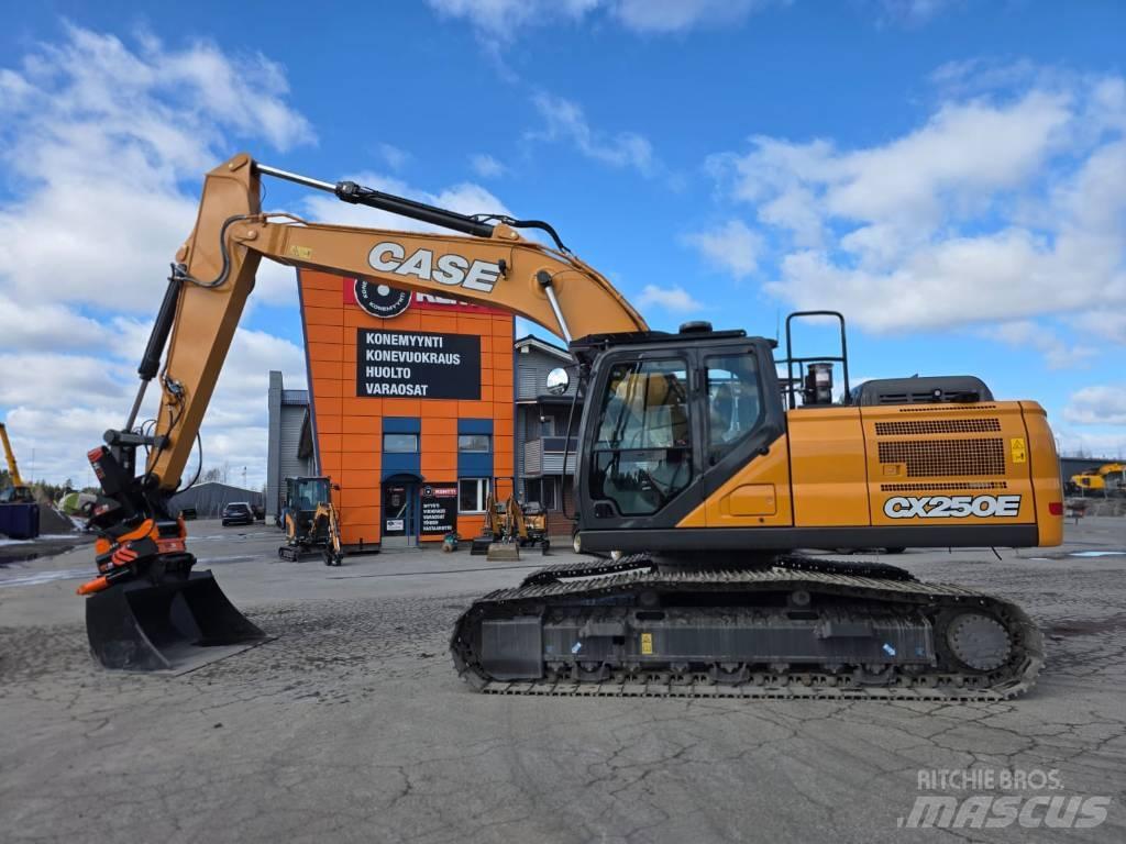 CASE CX 250 E LC Paletli ekskavatörler