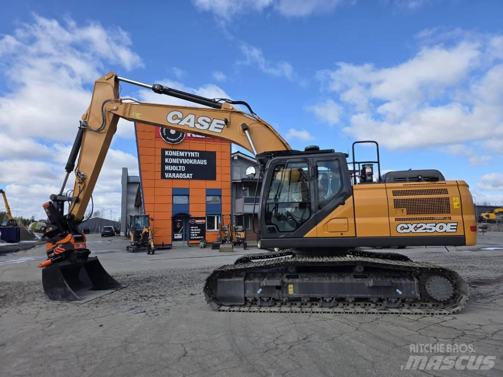 CASE CX 250 E LC Paletli ekskavatörler