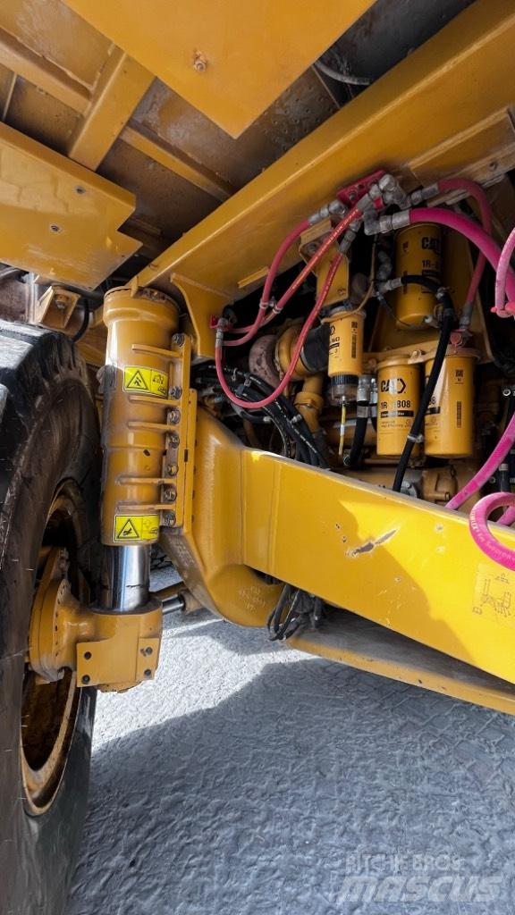 CAT 773 E Yol disi kaya kamyonu