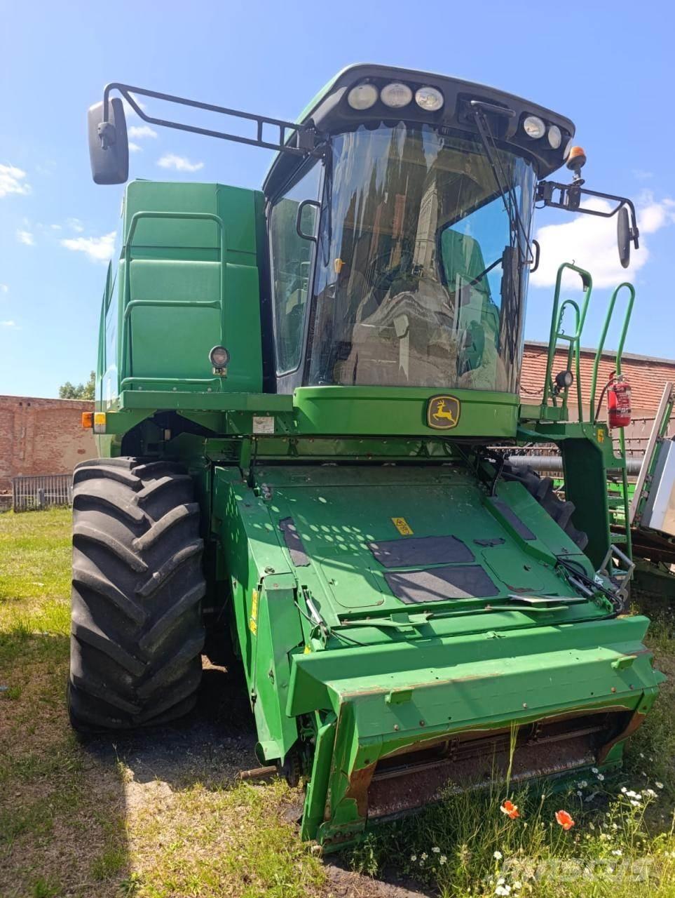 John Deere W650 Biçerdöverler