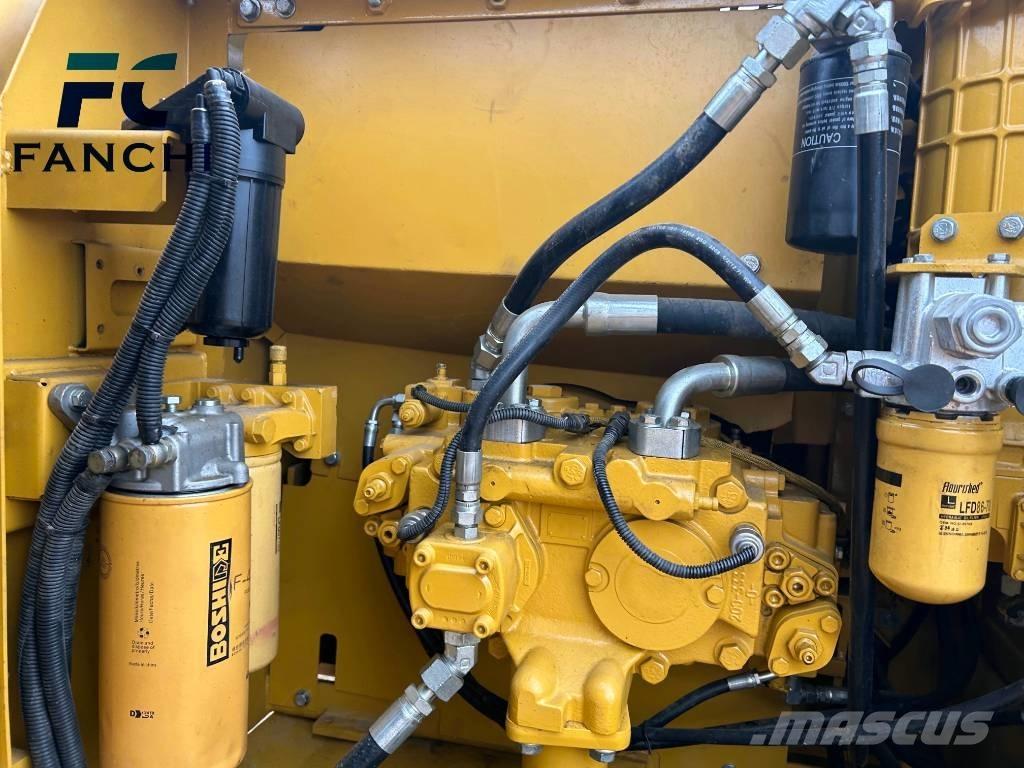 CAT 320d2 Paletli ekskavatörler