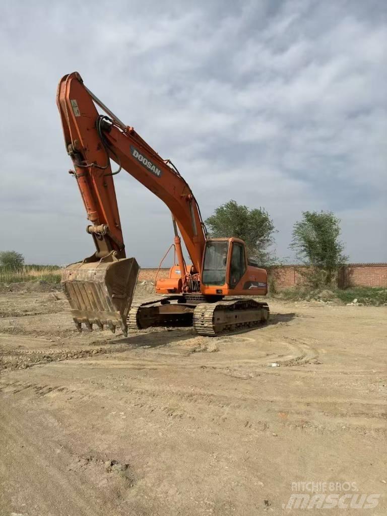 Doosan DH 300 LC-7 Paletli ekskavatörler