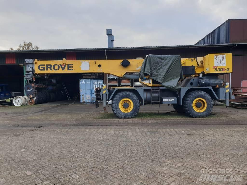 Grove RT 530 E-2 Arazi Tipi Vinçler (RT)