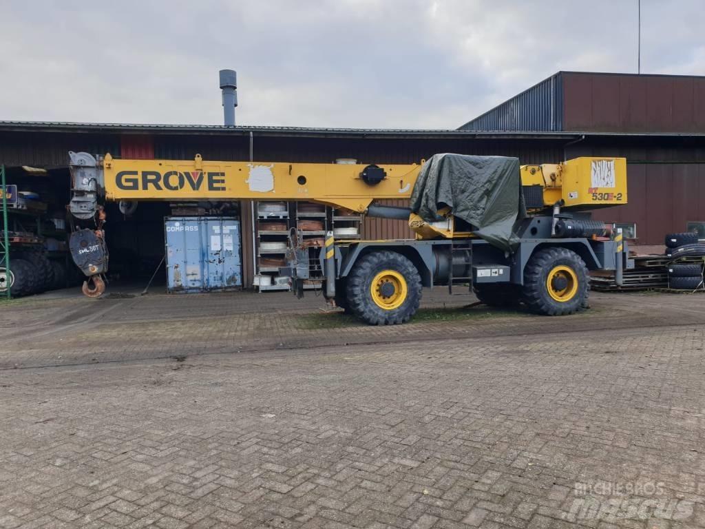 Grove RT 530 E-2 Arazi Tipi Vinçler (RT)