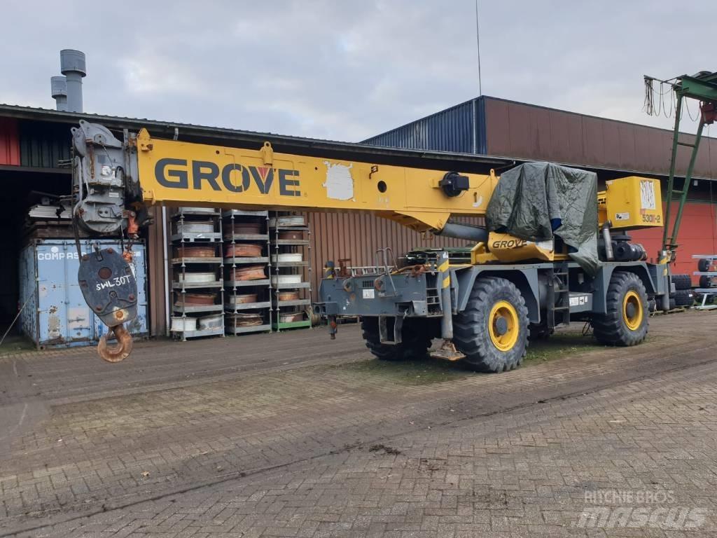 Grove RT 530 E-2 Arazi Tipi Vinçler (RT)