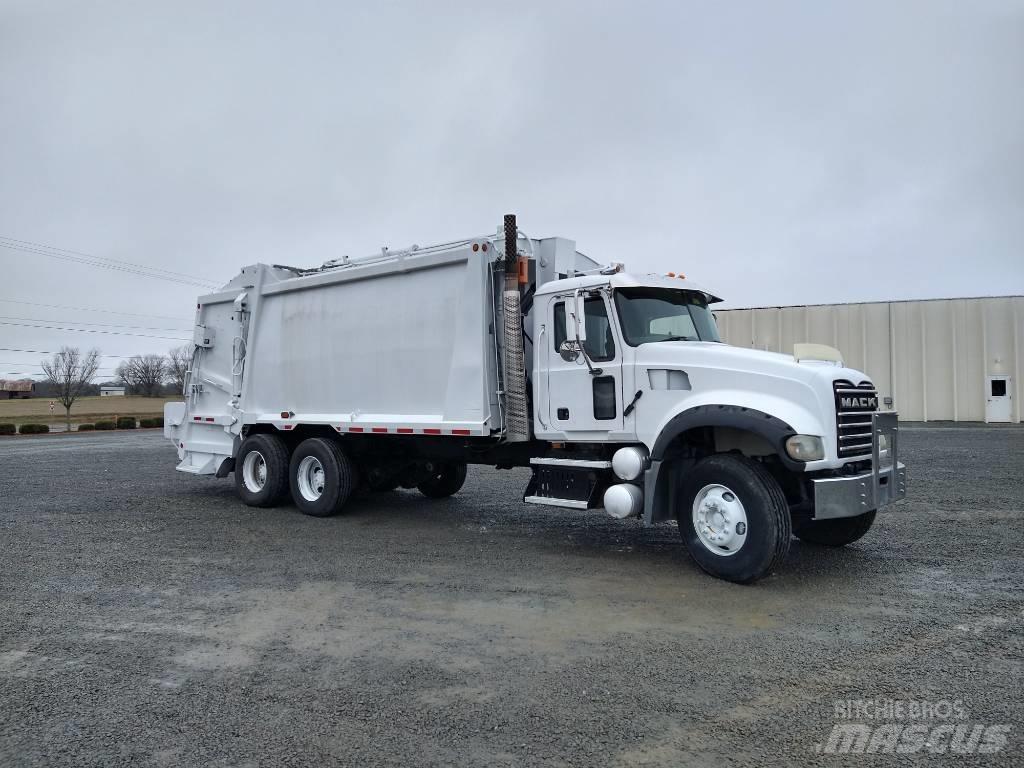 Mack GRANITE GU713 Atik kamyonlari