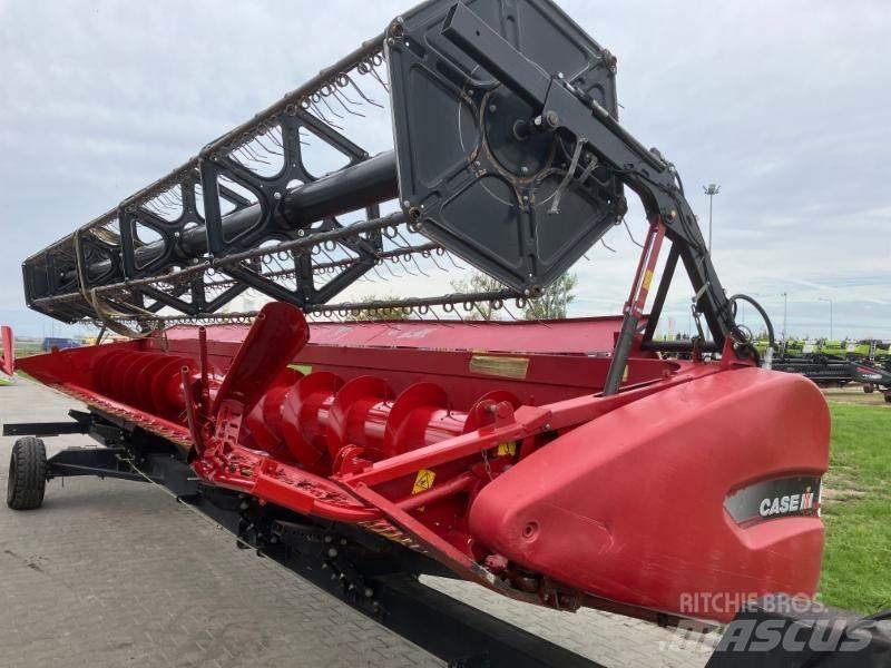 Case IH CASE 3050 Biçerdöver kafaları