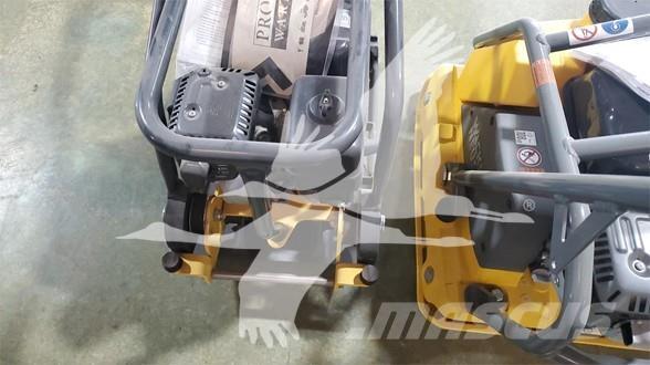 Bomag BVP10/36 Çekilir titreşimli silindirler