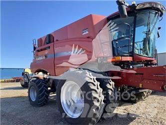 Case IH 8240 Biçerdöverler