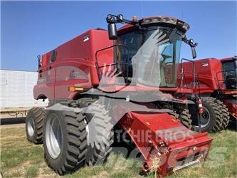Case IH 8250 Biçerdöverler