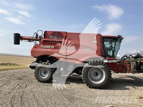 Case IH 8250 Biçerdöverler