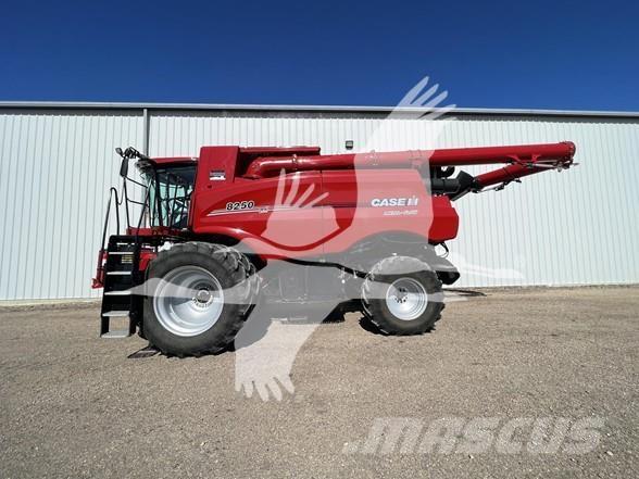 Case IH 8250 Biçerdöverler
