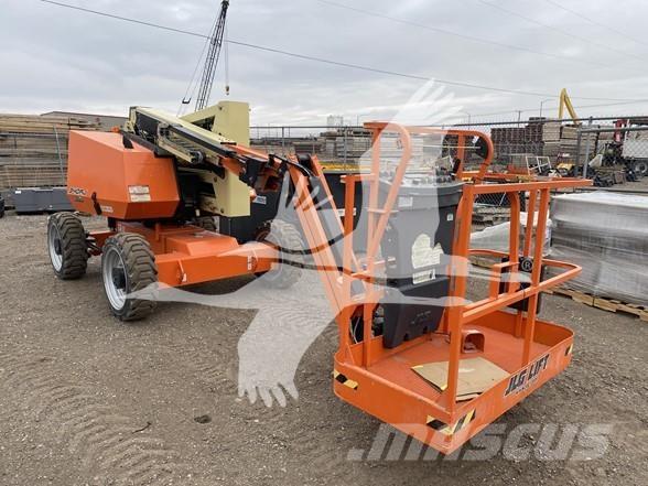 JLG 340AJ Körüklü personel platformları