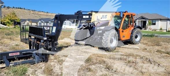 JLG 742 Teleskopik yükleyiciler