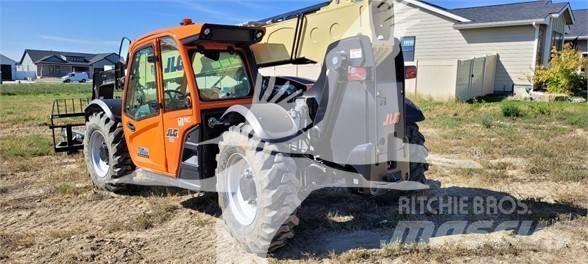 JLG 742 Teleskopik yükleyiciler