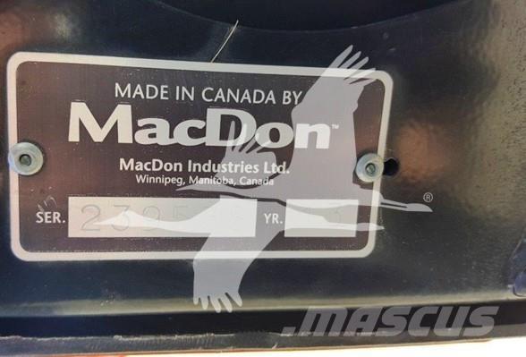 MAC DON D65 Biçerdöver kafaları