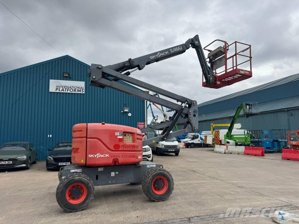 SkyJack SJ 46 AJ Körüklü personel platformları