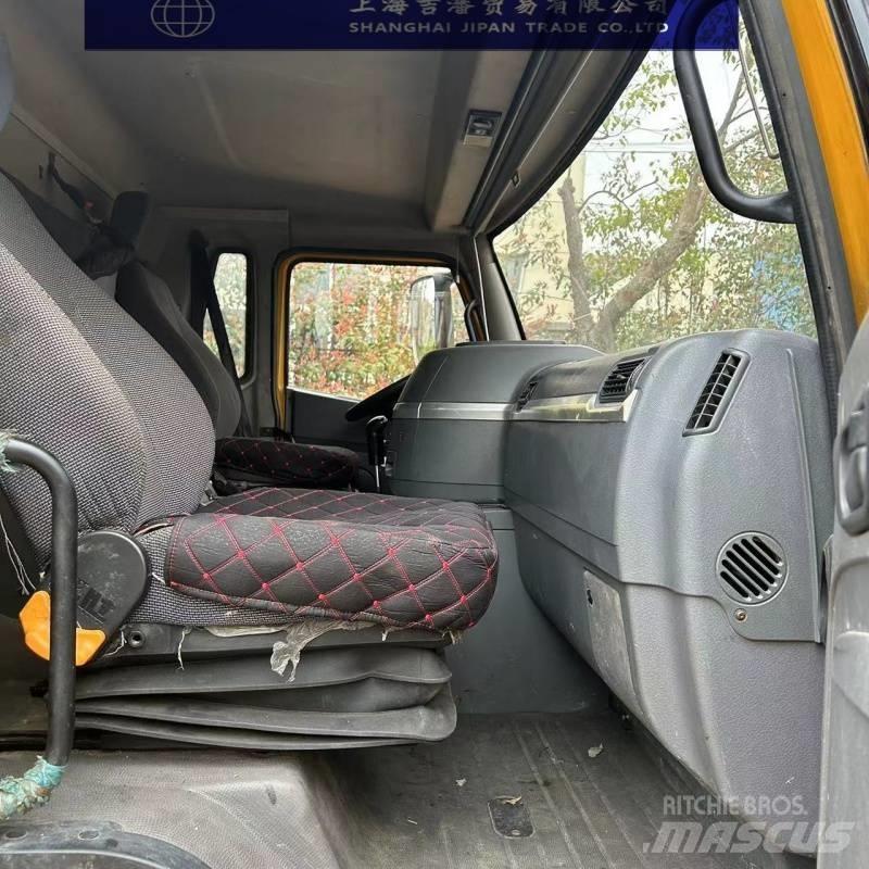 Sany STC 800S Yol-Arazi Tipi Vinçler (AT)
