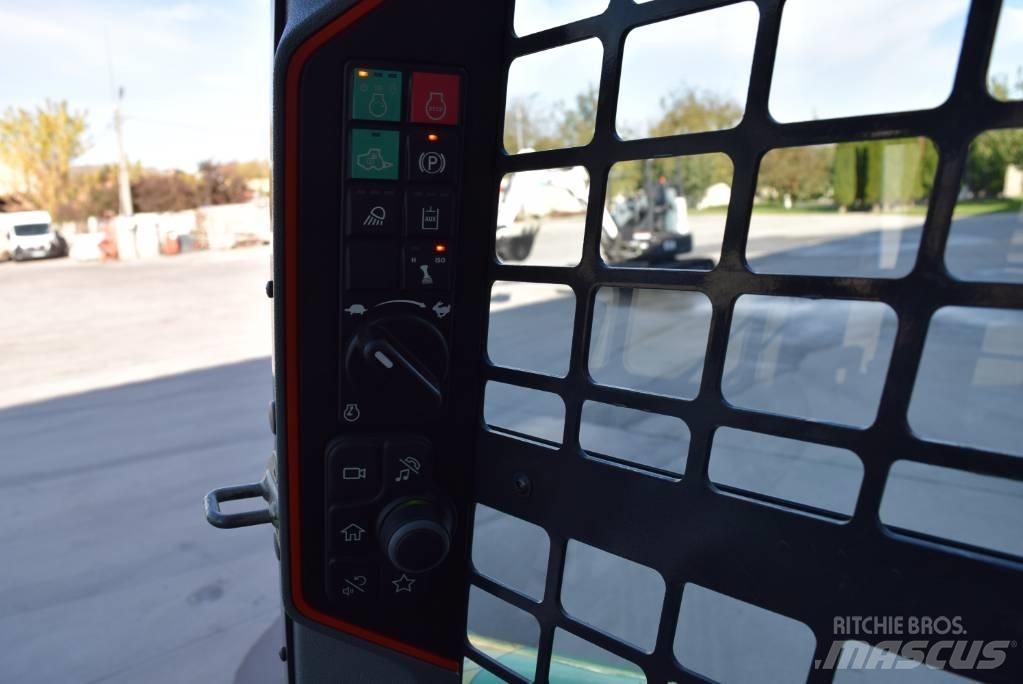 Bobcat T 66 Skid steer loderler
