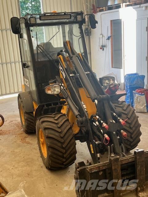 JCB 403 Mini yükleyiciler