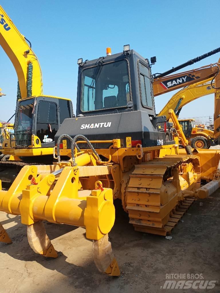 Shantui SD 16 Paletli dozerler