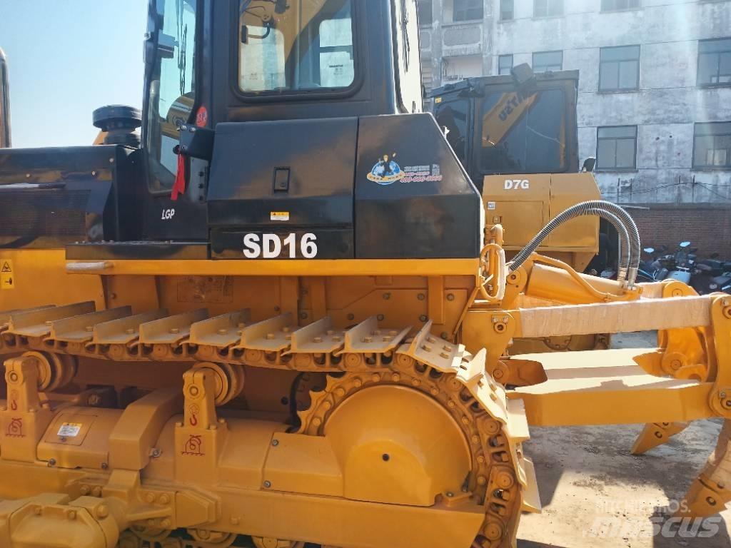Shantui SD 16 Paletli dozerler