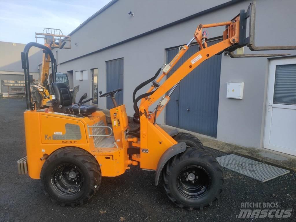 Knikmops KM 130 Mini yükleyiciler