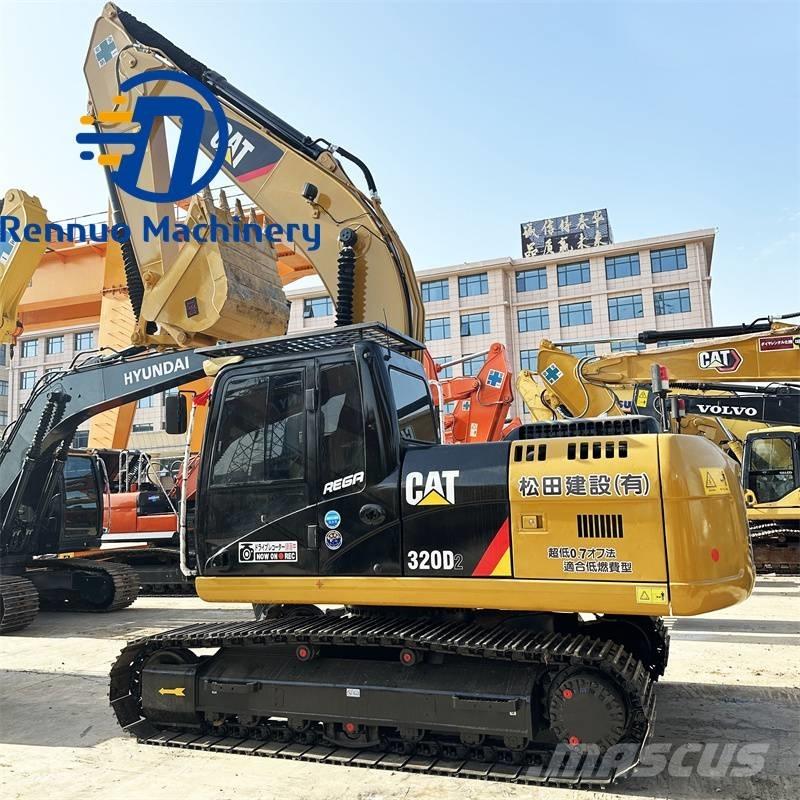 CAT 320 D2 Paletli ekskavatörler