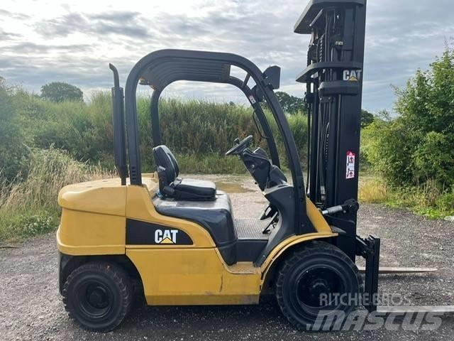 CAT DP 30 N Dizel forkliftler